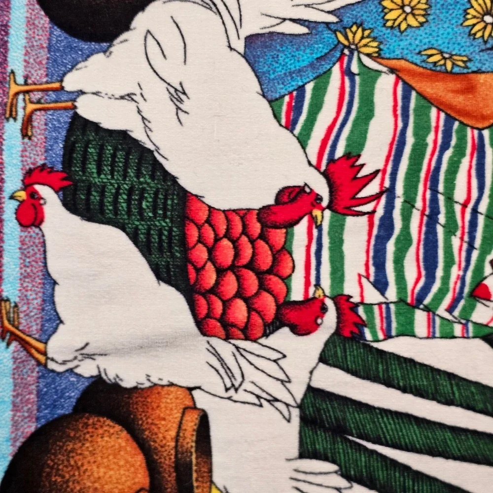 Vintage 1988 Helia Beach Towel Red Folk Art Marketplace Chickens fowers 56x28
